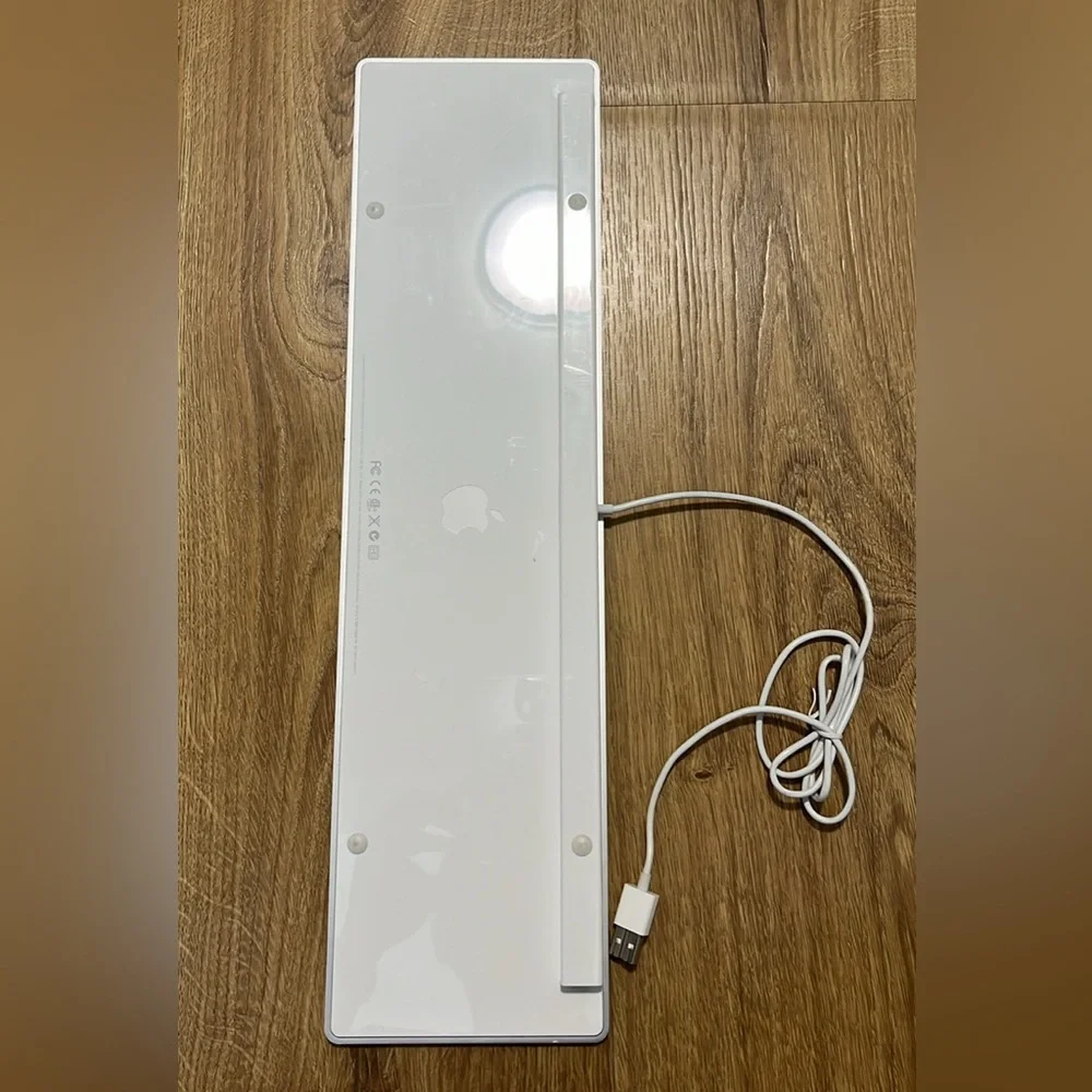 Apple Keyboard